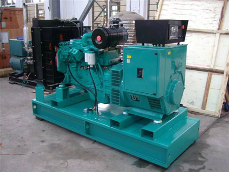城区200kw康明斯柴油发电机组图片 城区200kw康明斯柴油发电机组图片